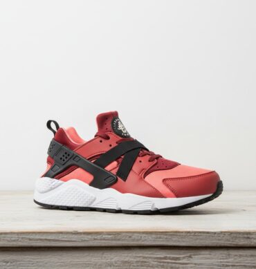 nike-air-huarache-red-coral